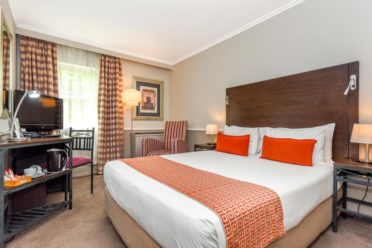 Mercure Johannesburg Randburg Exterior photo