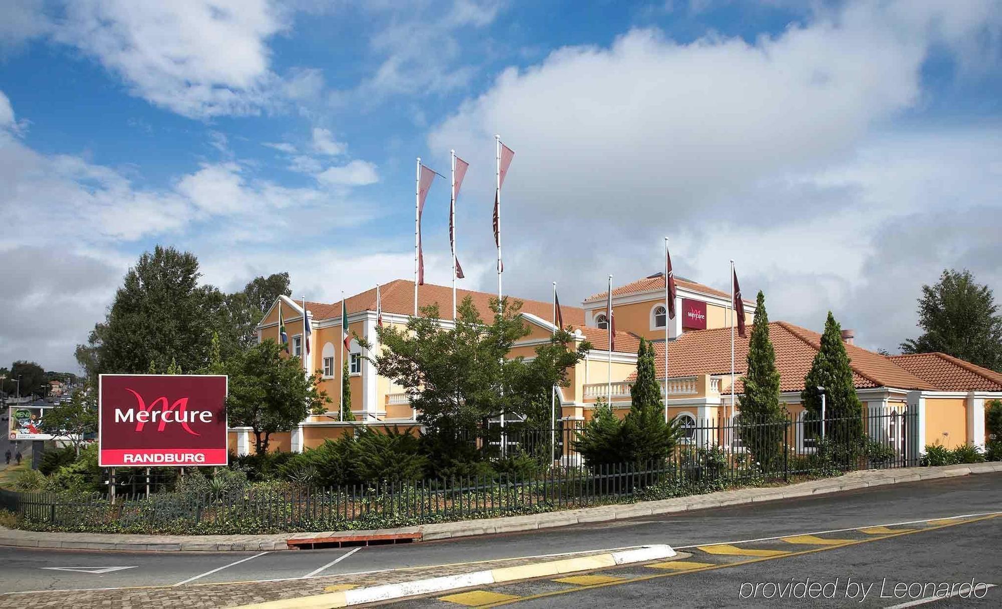Mercure Johannesburg Randburg Exterior photo