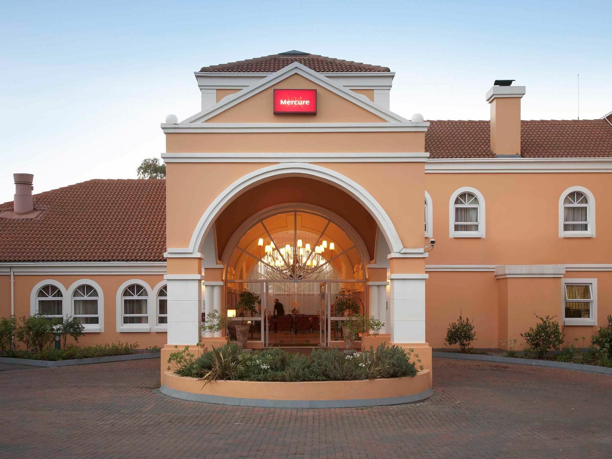 Mercure Johannesburg Randburg Exterior photo